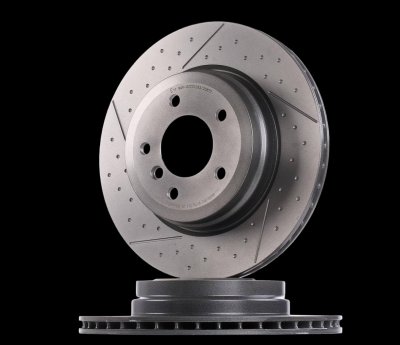 BREMBO  Jeu de 2 disques de frein 09.C246.11 BMW S&eacute;rie 1