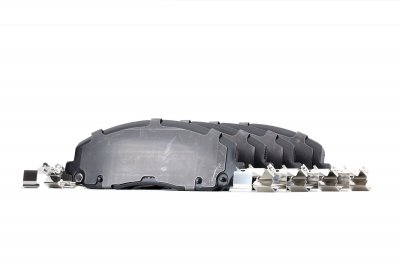 BREMBO  Jeu de plaquettes de frein avant P 11 035 FIAT FREEMONT