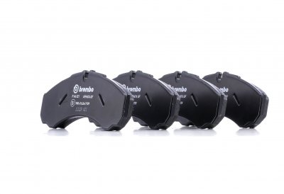 BREMBO  Jeu de plaquettes de frein avant P A6 021 IVECO DAILY
