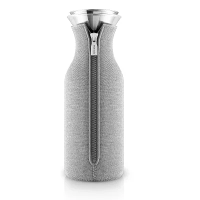 EVA SOLO Carafe r&eacute;frig&eacute;rante avec fourreau en verre gris clair - 