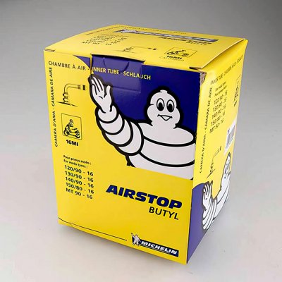 MICHELIN Chambre &agrave; air  Street 140/90-16 valve coud&eacute;e &agrave; 90&deg;