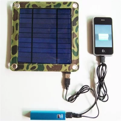 ECO MIRACLE Chargeur Solaire Universel 3 Watts et Batterie 2600 mAh