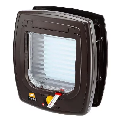 FERPLAST Chati&egrave;re magn&eacute;tique pour chats Swing 7 Marron