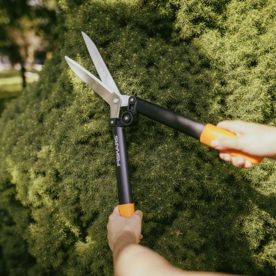 FISKARS Cisaille &agrave; haies double levier HS52
