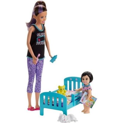 BARBIE Coffret  Babysitter Heure du dodo Mod&egrave;le al&eacute;atoire