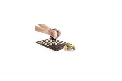 LEKUE Coffret pour 24 macarons avec plaque et poche &agrave; douille