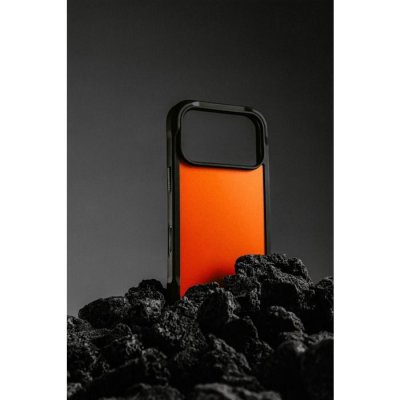 NOMAD Coque pour iPhone 17 Pro Max MagSafe Cadre Renforc&eacute; en TPU Antichocs Noir / Orange