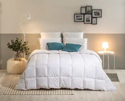 BLEU CALIN Couette tr&egrave;s chaude 240x260cm sensation duvet Marque Fran&ccedil;aise