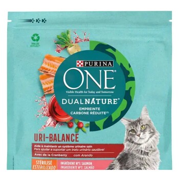 PURINA ONE Croquettes Pour Chat St&eacute;rilis&eacute; Au Saumon Purina - Le Sac D'1,4kg