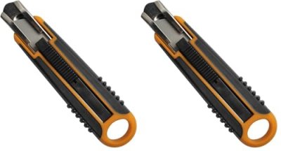 FISKARS Cutter de s&eacute;curit&eacute;  - 1,8 cm -  - couleur variant