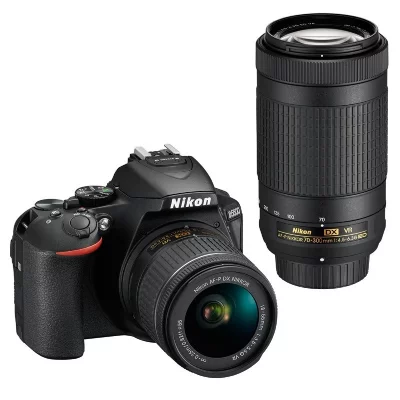NIKON D5600 + 18-55 vr + 70-300 af-p vr