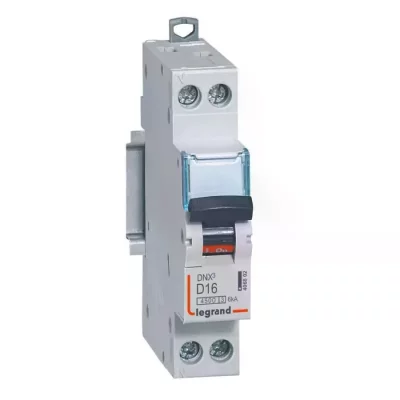 LEGRAND Disjoncteur DNX&sup3; 4500 U+N 230V 16A Courbe D &agrave; vis pour climatiseurs -406802