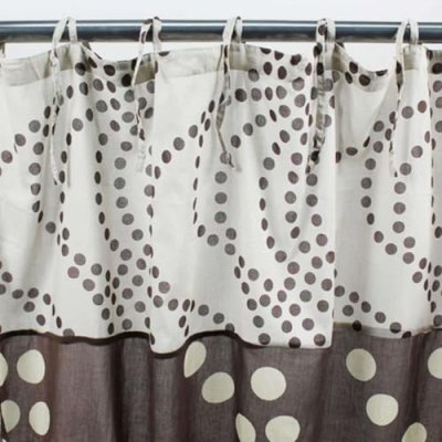 DOTS - Voilage en coton &agrave; motifs pois chocolat et blanc 110x250