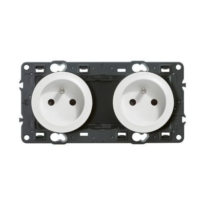 LEGRAND Double prise affleurante  C&eacute;liane - 2P+T - blanc