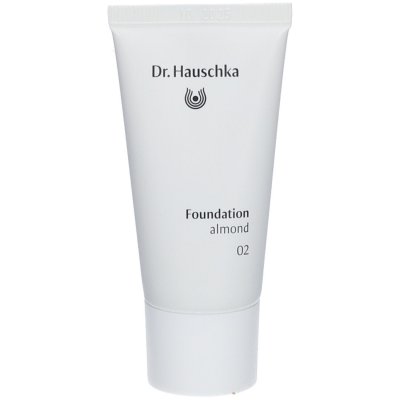 DR. HAUSCHKA  Fondation 02 amande, contenu 30 ml