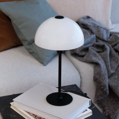 DYBERG LARSEN  Lighting - Dyberglarsen Jazz Opale, Lampe de table noire