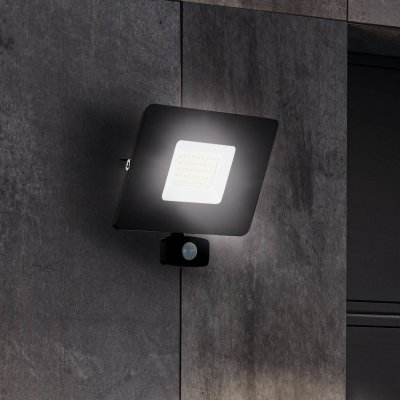 EGLO  Spot d'ext&eacute;rieur LED Faedo 3 capteur, noir, 50&nbsp;W