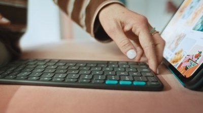 LOGITECH Etui FLIP FOLIO 11 GREY IPAD PRO