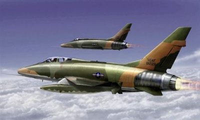 TRUMPETER F-100f Super Sabre - 1:72e - 