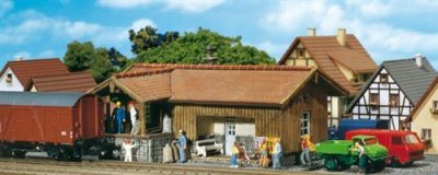FALLER  - F212105 - Mod&eacute;lisme - Rampe Chargement