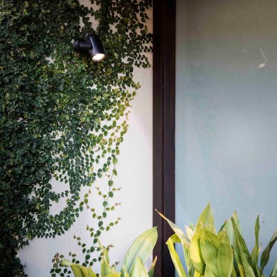 FARO BARCELONA  Spot mural d&acute;ext&eacute;rieur LED Slot, profondeur 20&nbsp;cm