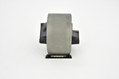 FEBEST  Support moteur pour JEEP: Grand Cherokee, Cherokee & RENAULT: Jeep (Ref: CRMB-GRCHF)