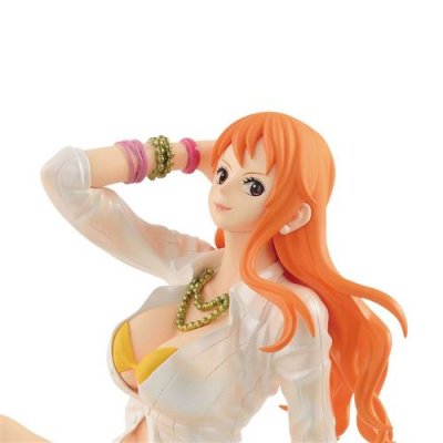 BANPRESTO Figurine One Piece - Nami Shiny Venus Style Glitter & Glamours 17cm