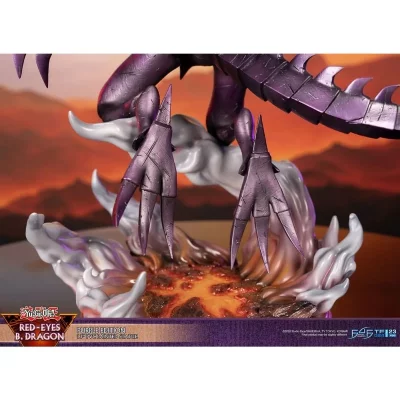 FIRST 4 FIGURES  Figure Yu-gi-oh! Red-eyes Bdragon Purple Colour 33 Cm