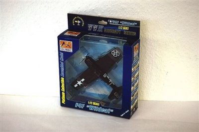 EASY MODEL Fm-2 Wildcat Vc-93 Uss Petrof Bay 1945- 1:72e - 