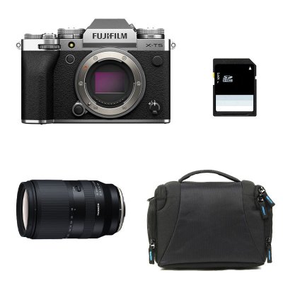 FUJIFILM  X-T5 Silver + TAMRON 18-300mm + Sac + Carte SD 8 Go