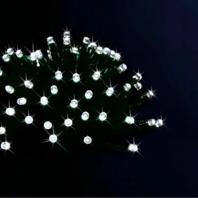 FEERIC LIGHTS AND CHRISTMAS Guirlande lumineuse solaire 200 LED Blanc froid 20 M&egrave;tres et 8 jeux de lumi&egrave;re
