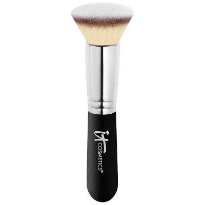IT COSMETICS Heavenly Luxe flat top buffing foundation brush #6