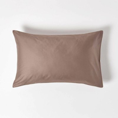 HOMESCAPES  - Taie d'Oreiller en coton bio - Marron - 400 fils - Marron