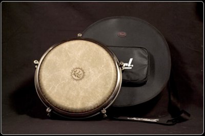 PEARL MUSICAL INSTRUMENT COMPAGNY Housse travel conga Pearl BAGTC