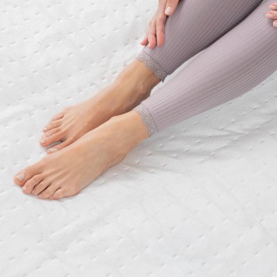 MEDISANA HU 666 Al&egrave;se chauffante 60 W gris clair