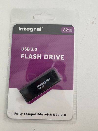 INTEGRAL  - Cle Usb 3.0 - 32 Go - Noir