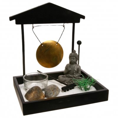 Jardin Zen Bouddha sur un plateau avec Gong et d&eacute;coration