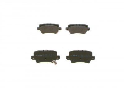 BOSCH Jeu de 4 plaquettes de frein  0 986 494 249