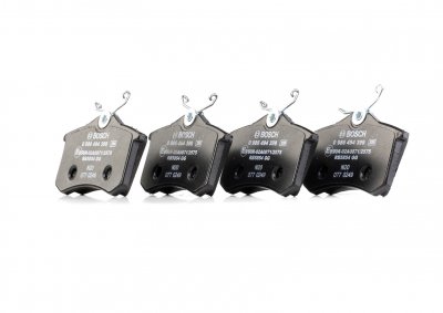 BOSCH Jeu de 4 plaquettes de frein  0 986 494 399