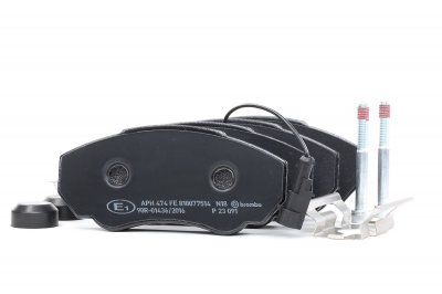 BREMBO Jeu de 4 plaquettes de frein  P 23 091