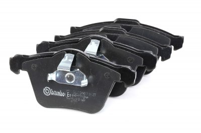 BREMBO Jeu de 4 plaquettes de frein  P 24 077