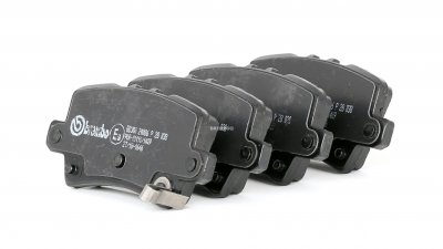 BREMBO Jeu de 4 plaquettes de frein  P 28 038