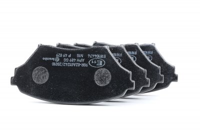 BREMBO Jeu de 4 plaquettes de frein  P 49 029