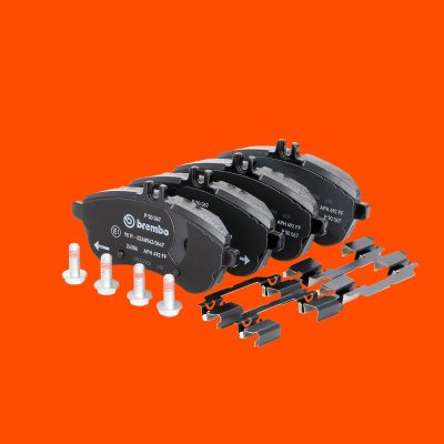 BREMBO Jeu de 4 plaquettes de frein  P 50 067