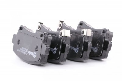 BREMBO Jeu de 4 plaquettes de frein  P 59 060