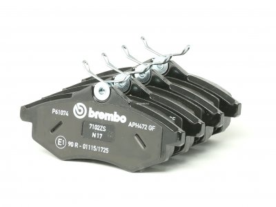 BREMBO Jeu de 4 plaquettes de frein  P 61 074