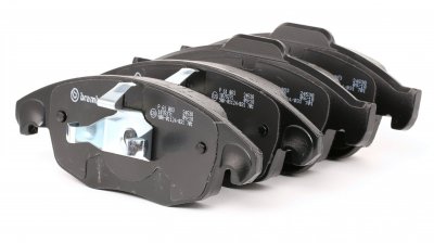 BREMBO Jeu de 4 plaquettes de frein  P 61 083