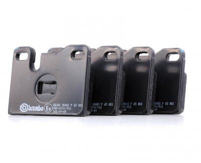 BREMBO Jeu de 4 plaquettes de frein  P 65 003