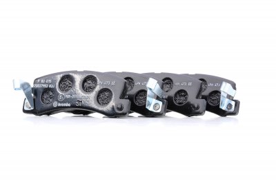 BREMBO Jeu de 4 plaquettes de frein  P 83 015