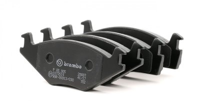 BREMBO Jeu de 4 plaquettes de frein  P 85 005